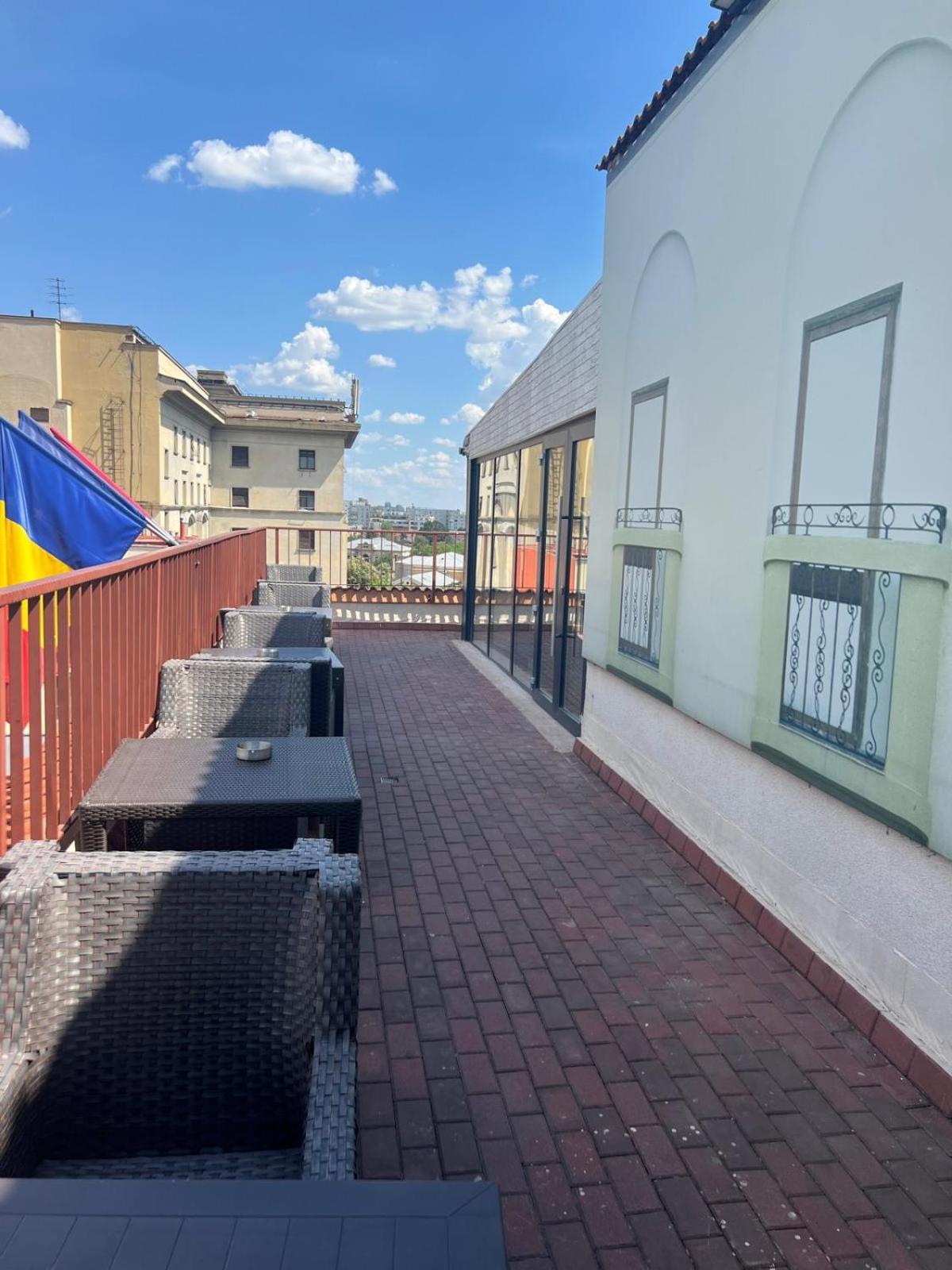 Hotel Reina Bükreş Dış mekan fotoğraf