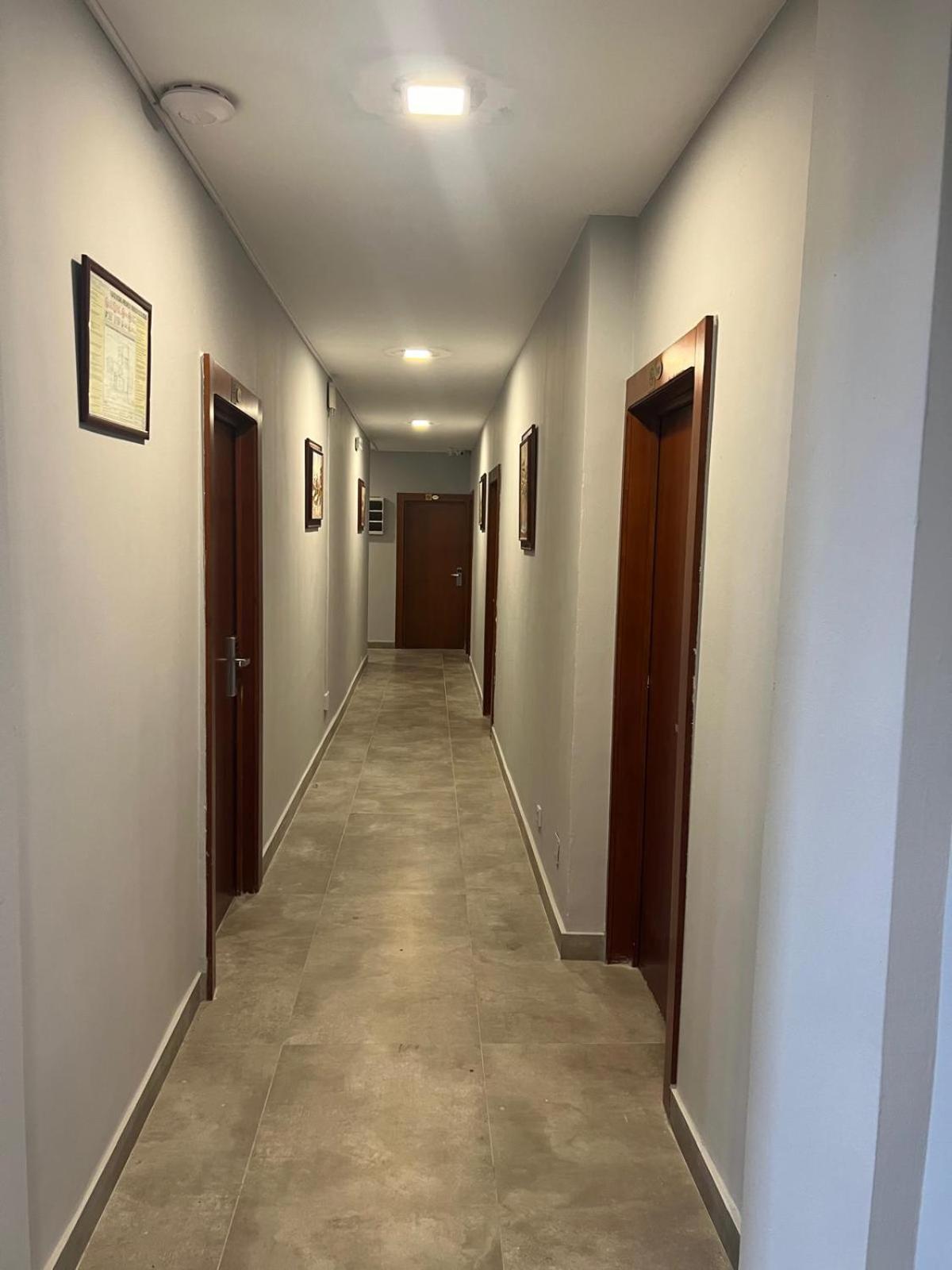 Hotel Reina Bükreş Dış mekan fotoğraf