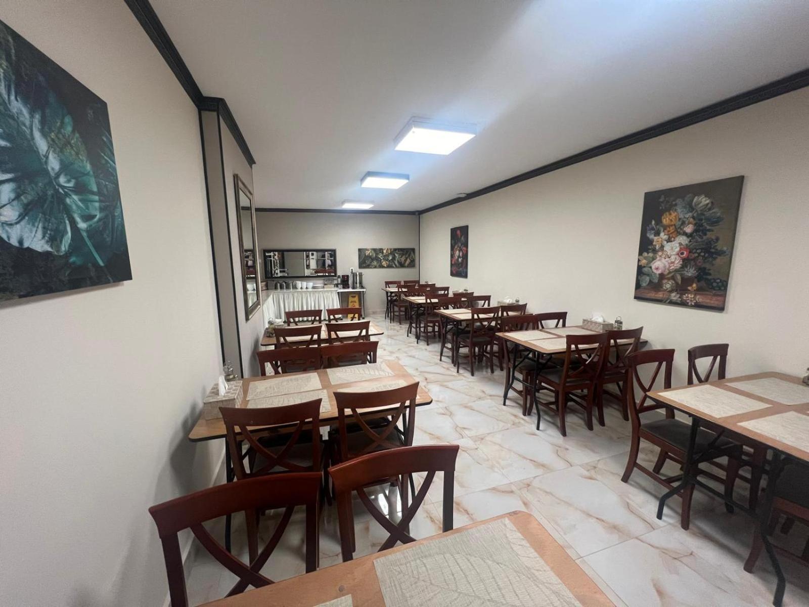 Hotel Reina Bükreş Dış mekan fotoğraf
