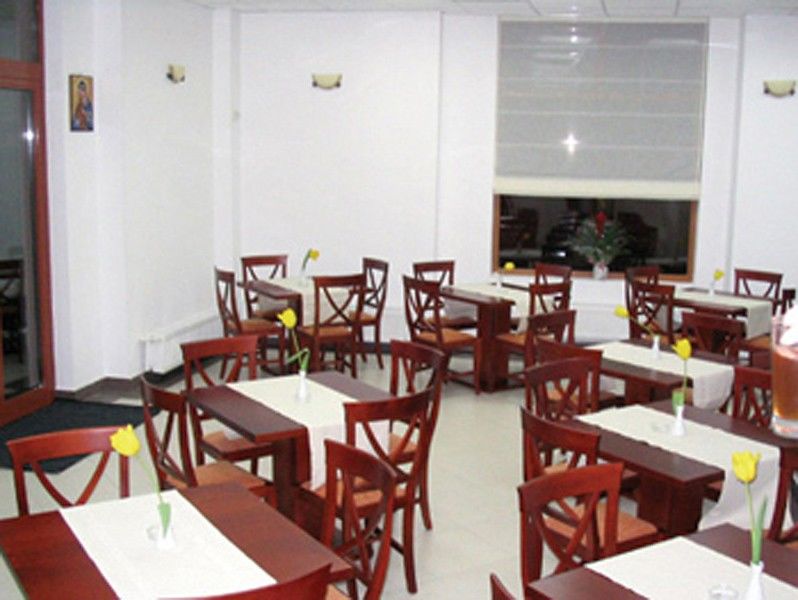 Hotel Reina Bükreş Dış mekan fotoğraf